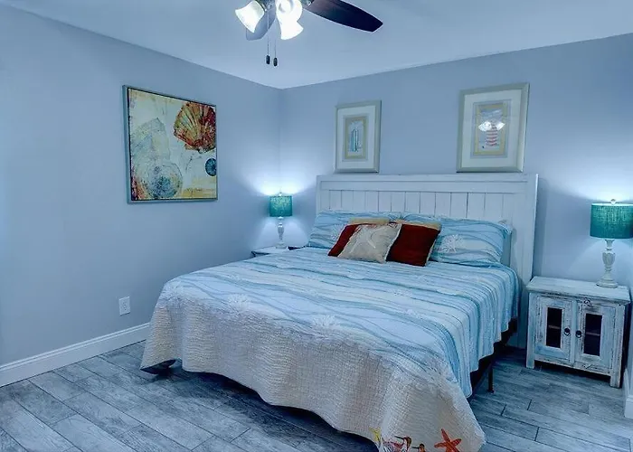 Hotel Whaler 3b Gulf Shores