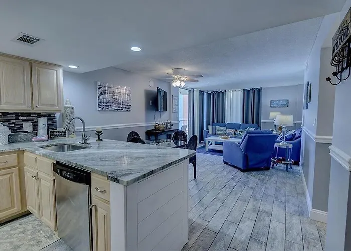 Hotel Whaler 3b *